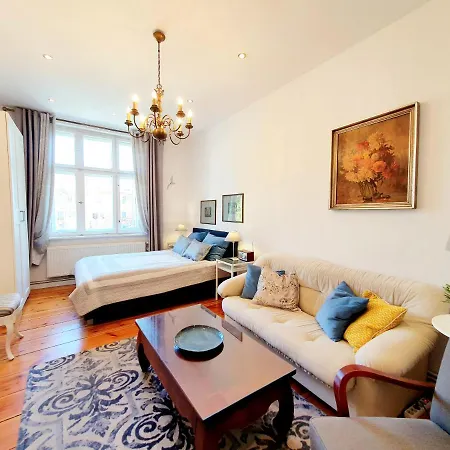Studio&apartment 100 Metrow Do Plazy